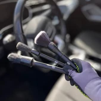 Innenraumreinigung Auto – So wird dein Fahrzeug innen wieder wie neu